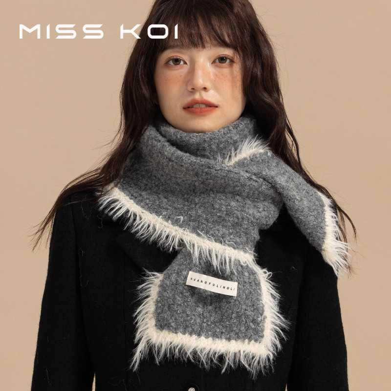 MISSKOI เวอร์ชั่นเกาหลีสีตัดกันแฟชั่นผ้าพันคอถักผู้หญิงฤดูใบไม้ร่วงฤดูหนาวแฟชั่นเอี๊ยมขนสัตว์ที่อบอุ่น