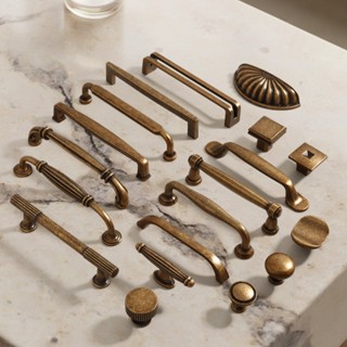 มือจับประตูตู้ทองเหลืองโลหะผสมสังกะสีเฟอร์นิเจอร์โบราณตู้เสื…