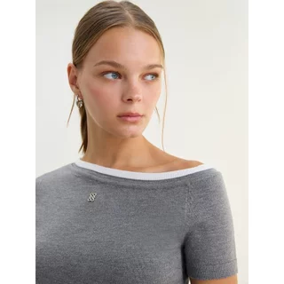 [Pomelo] เสื้อเปิดไหล่แขนสั้น / One-Shoulder Short Sleeve Top