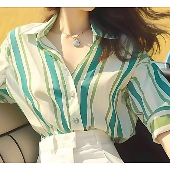 เสื้อเชิ้ตลายทางผ้าชีฟอง เสื้อเชิ้ตแขนสั้นผู้หญิง คอปกแฟชั่นผู้หญิงเรียบๆเนื้อผ้าลื่น ใส่สบาย ไม่ร้อน