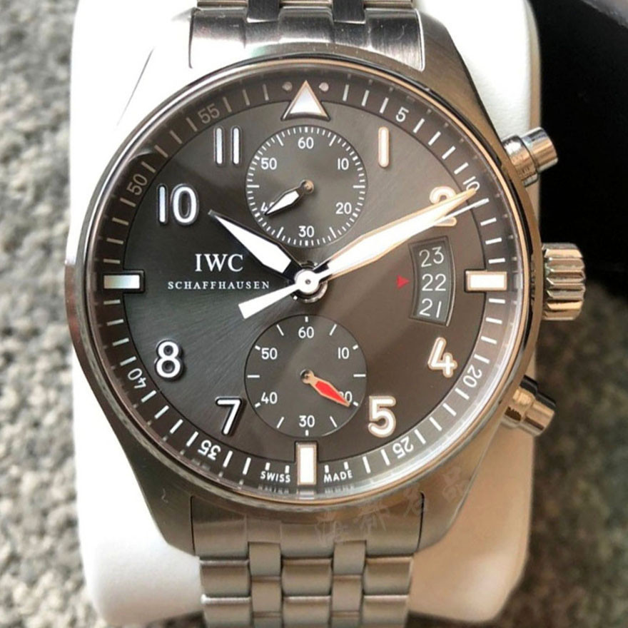 IWC IWC Series นาฬิกาผู้ชาย 43 มม. Swiss Pilot IWC นาฬิกา