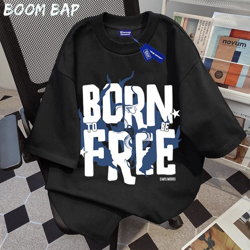 เสื้อยืดลําลอง BOOMBAP Retro American Style Oversize BORN FREE Print | เสื้อยืดผู้หญิงสีดํา | เสื้อย