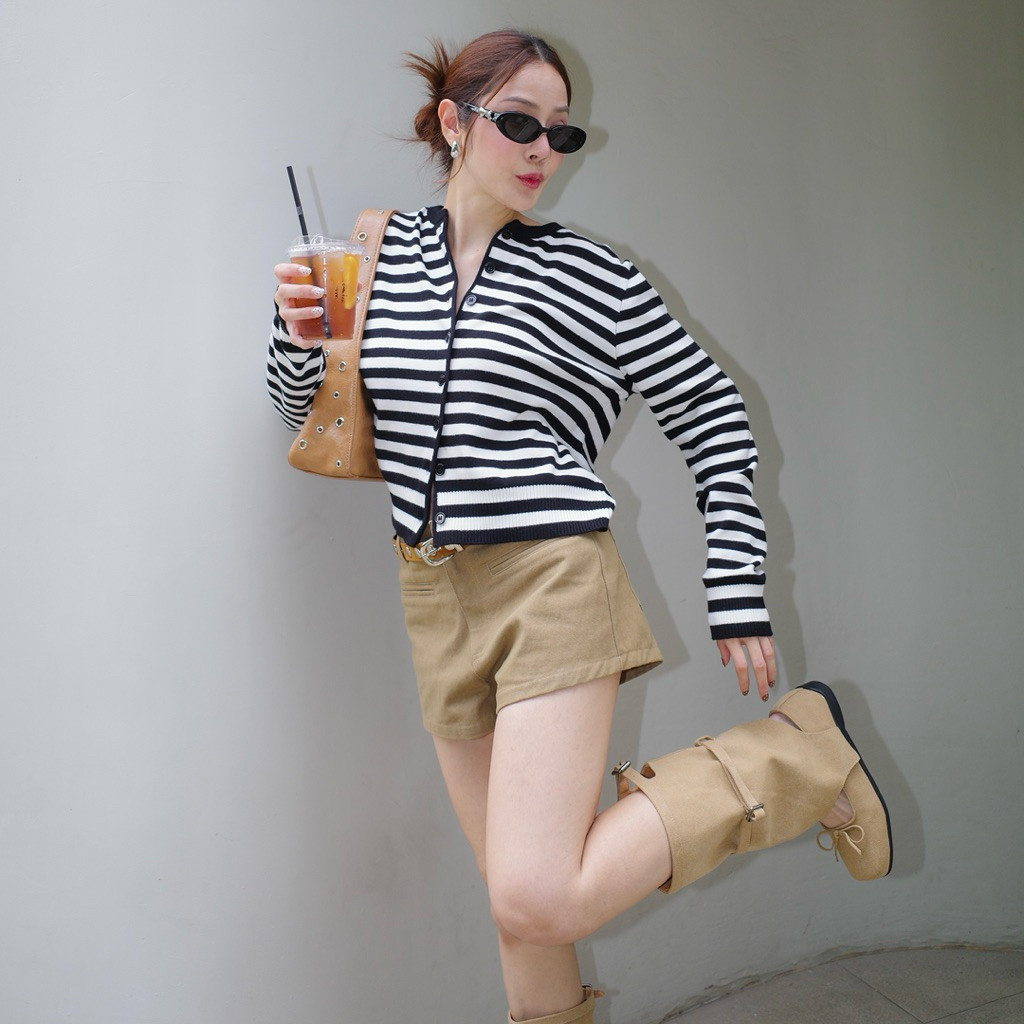 AMUSE BKK - Betty Cardigan คาร์ดิแกนผ้าฝ้ายลายทาง สวมใส่ง่ายและสวยงาม