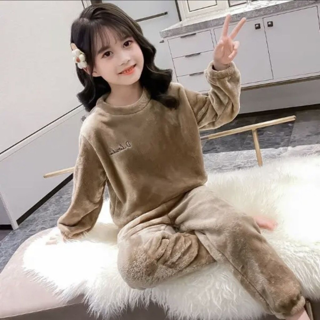 ชุดนอนฤดูหนาวสำหรับเด็ก ทำจากขนแกะซับรอบคอกันหนาว รูปที่ 6