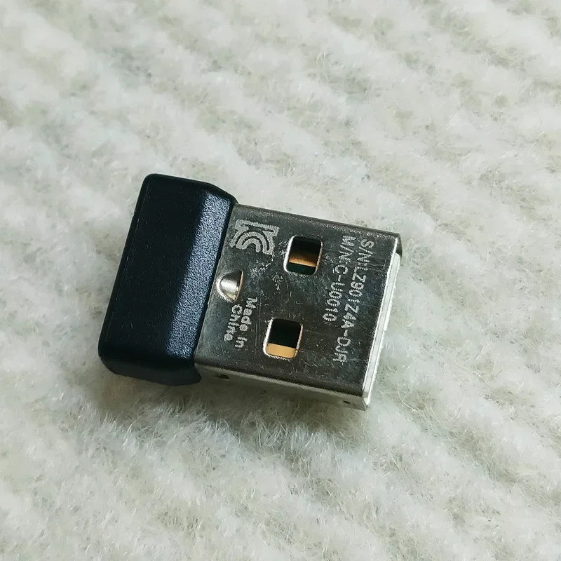 อะแดปเตอร์รับสัญญาณ USB dongle สําหรับคีย์บอร์ดและเมาส์ไร้สายน้ําหนักเบา Logitech MK470