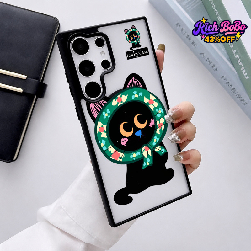 เคสแม่เหล็กกันกระแทก ลายแมวดำผ้าพันคอ สำหรับSamsungA06-A56/S22-S26 และ iPhone17,16,15,14,13,12,11PROMAX ป้องกัน CS85