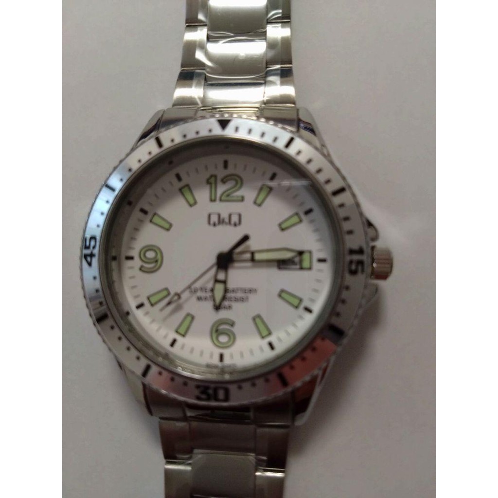 Citizen Q&Q  Q&Q  10-Year Battery Life  Metal Band A24A-004PK