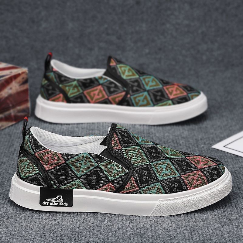 รองเท้าผู้ชาย 2025 Casual All-Match รองเท้าผ้าใบผู้ชาย Slip-On ขี้เกียจกีฬา Low-Top รองเท้าผ้าใบระบา