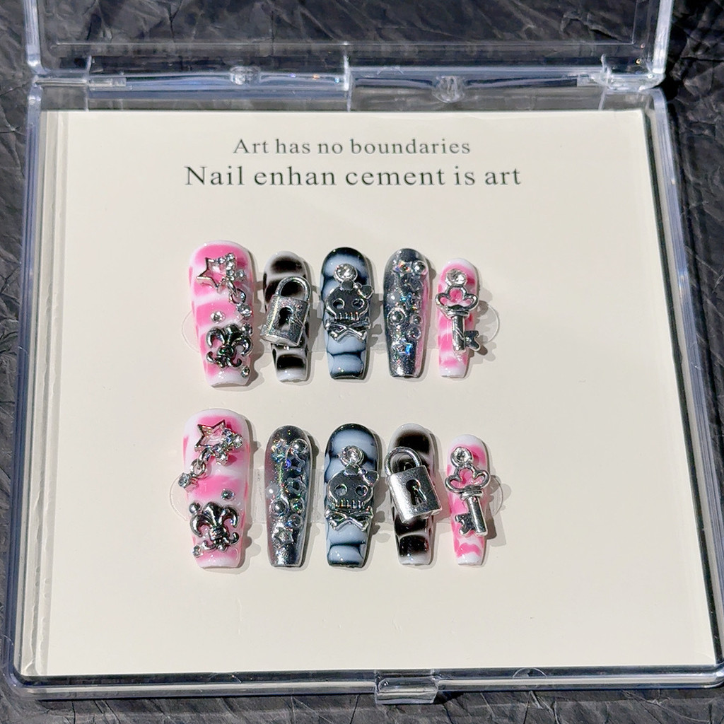 {ลายจระเข้} ทําด้วยมือสวมเล็บแพทช์ผลิตภัณฑ์สําเร็จรูป Niche Asian Culture y2k Millennium Hot Girl Na