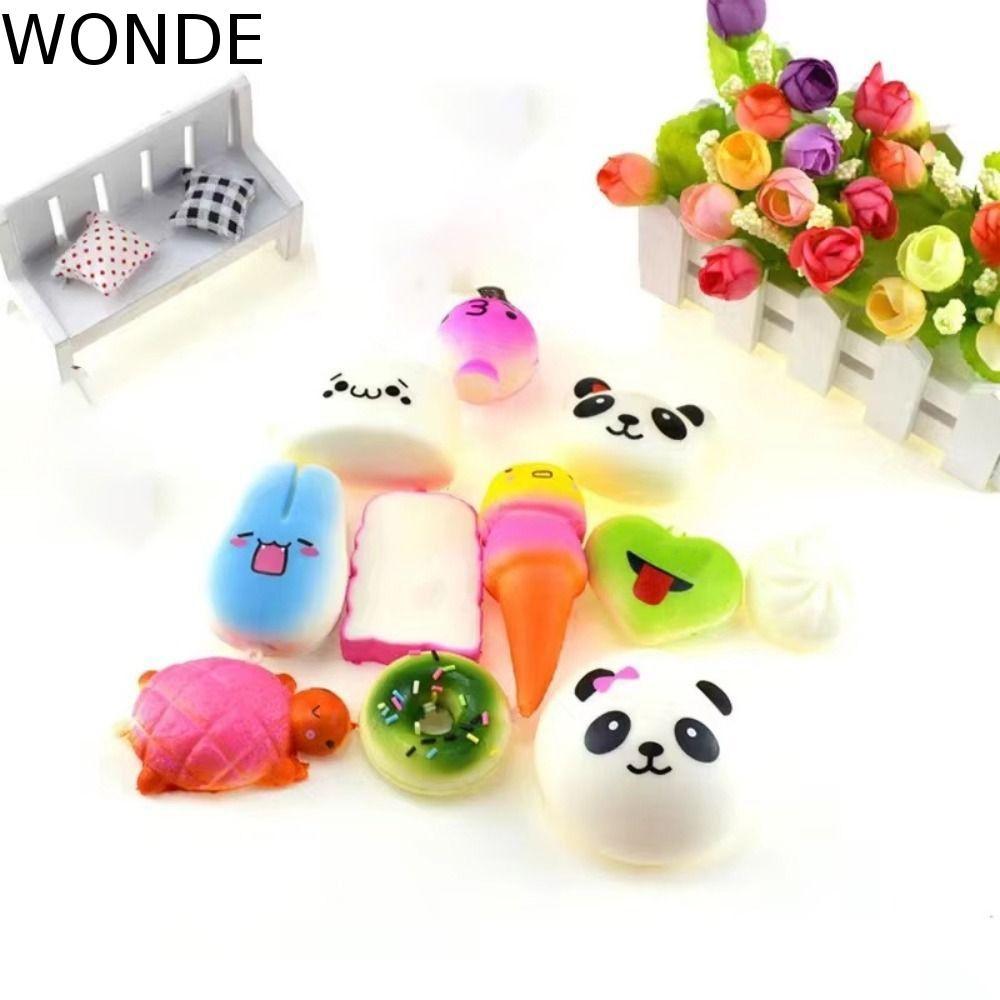 WONDE Squishes ของเล่น, สายคล้องโทรศัพท์มือถือ Banana Toast ขนมปังนุ่มของเล่น, ของขวัญวันเกิดแกล้งทําเป็นอาหาร Kawaii พวงกุญแจน่ารักบีบจี้เค้ก