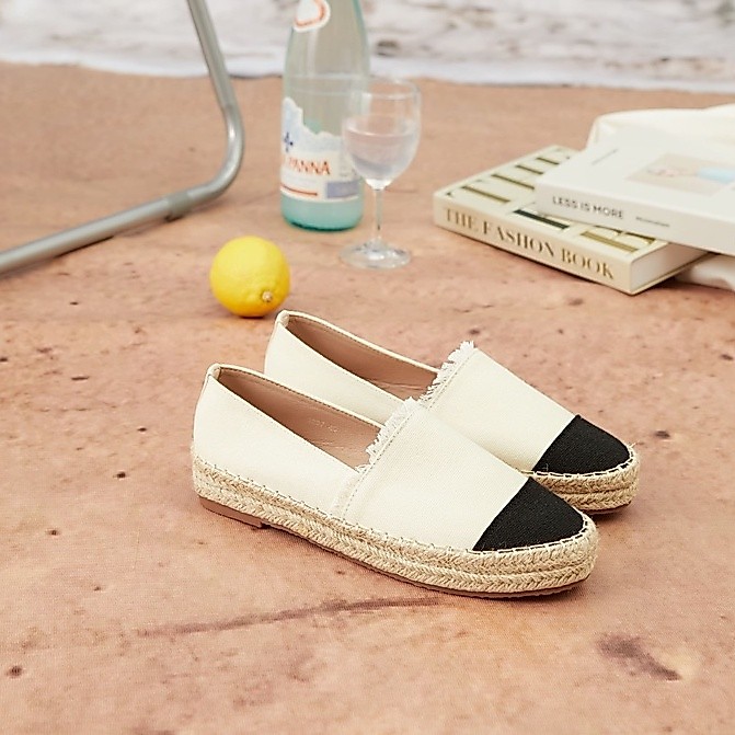 *ลดล้างสต็อก* Primest - รองเท้าสวมผ้าแคนวาส Playground Espadrilles