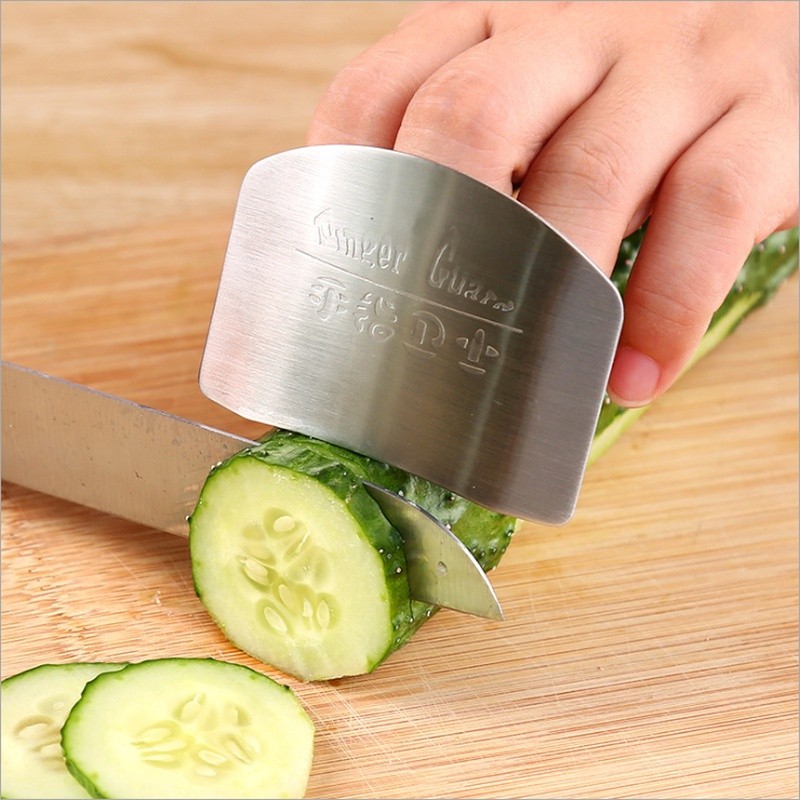 Kitchen Stainless Steel Finger Guard Multifunctional Anti-Cut Tool for Cutting Vegetables, Finger Pr
