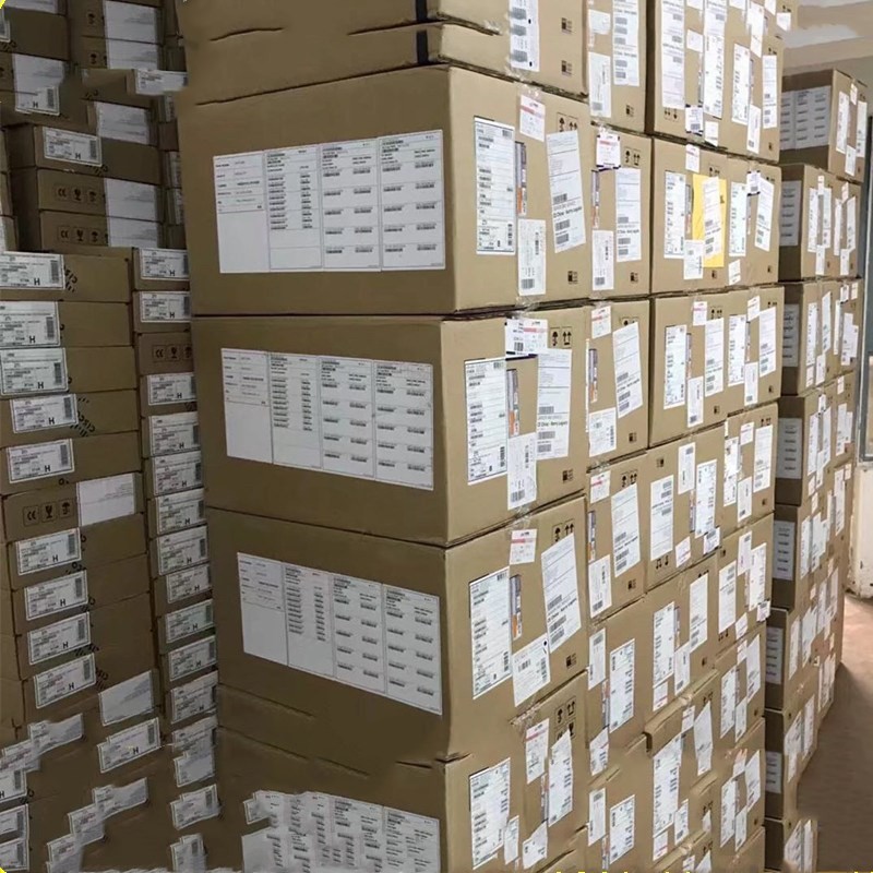 Cico VWIC3-2MFT-G703 โมดูลเสียงอินเทอร์เฟซการ์ดรุ่นที่ 3 2 พอร์ตแบรนด์ใหม่ของแท้จัดส่งฟรี