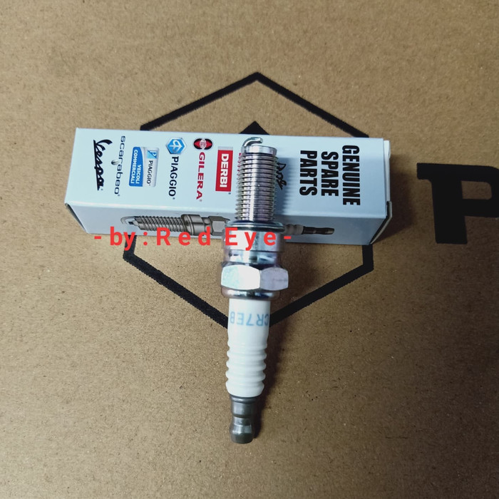 หัวเทียน NGK CR7EB Vespa LX - S 150ie 638852 57G