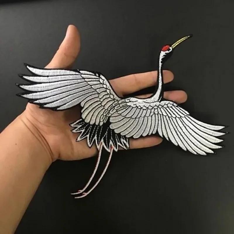 แพทช์ white swan red-crowned crane