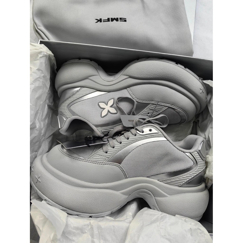 [** Daigou Version] Smfk Niche Street Wear รองเท้าพื้นหนาขายดีรองเท้ากีฬารองเท้าลําลอง