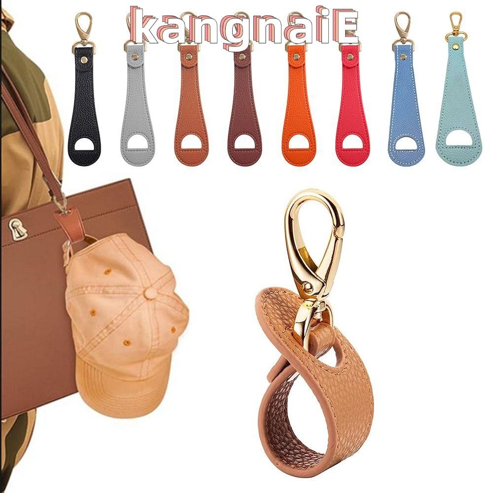 ที่ใส่หมวกหนัง ใช้งานได้หลายแบบ พร้อมคลิปยึดหมวกและสายสะพาย มีสไตล์และสะดวกในการเดินทางกลางแจ้ง