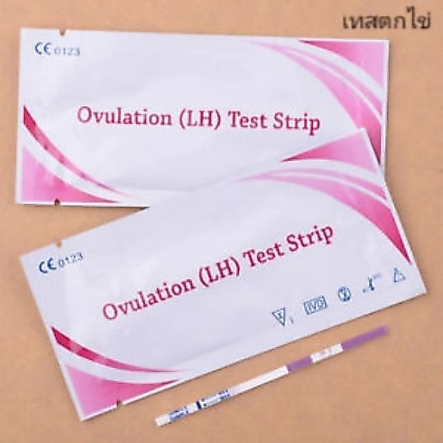 แพ็ค 10 ชิ้น LH ที่ตรวจไข่ตก เทสตกไข่ Ovulation test ไม่ระบุชื่อสินค้าหน้ากล่อง แถมถ้วยรองปัสสาวะฟรี