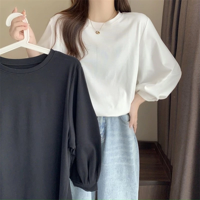 Bella เสื้อยืดแขนยาวผู้หญิงสไตล์เกาหลี ลำลองทรงหลวม สวมใส่สบาย เสื้อยืดแขนบอลลูนแฟชั่นมาใหม่สวยๆ สีพื้น