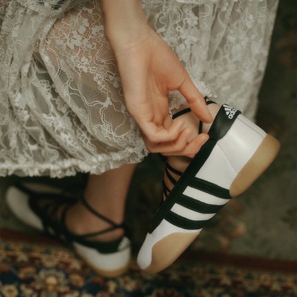 🇰🇷(W) Adidas Samba Jane Better Scarlet Team Victory Red : JQ6446 preorderoppa