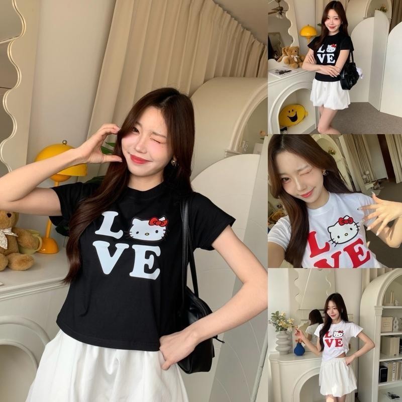 จัดส่งจากกรุงเทพฯ จัดส่งภายใน 24 ชั่วโมง เสื้อยืดผู้หญิง แขนสั้น พิมพ์ลายกราฟิก ทรงเข้ารูป