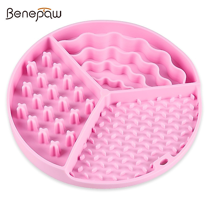 ​​Benepaw Slow Feeder ชามสุนัขซิลิโคนเกรดอาหาร 60 ถ้วยดูด Non Slip การออกแบบปริศนาสําหรับอาหารแห้งเปียกเครื่องล้างจานปลอดภัยทําความสะอาดง่าย Aid​​