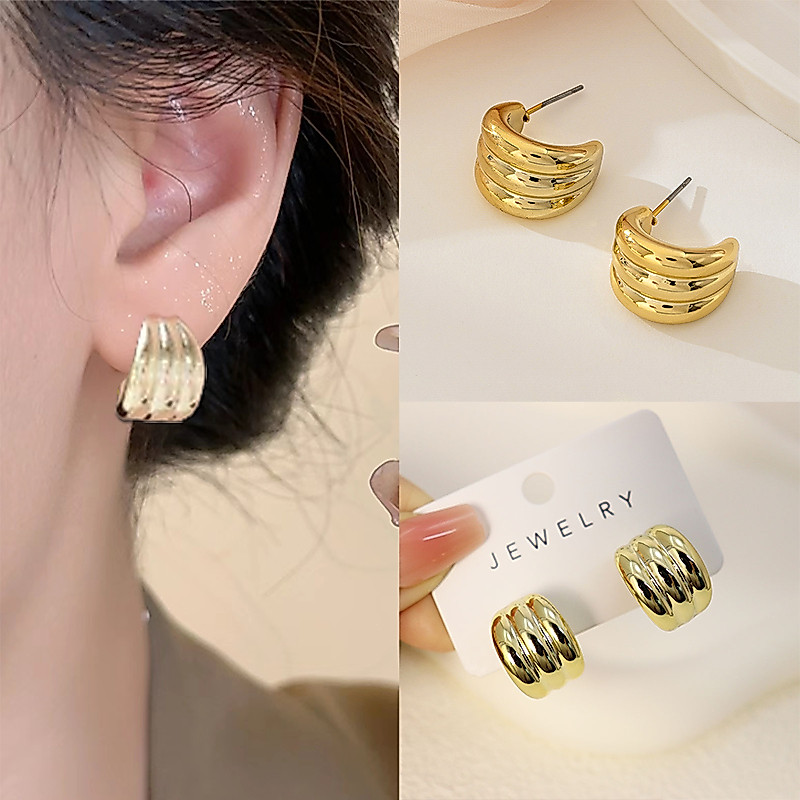 ขายดี ต่างหูทอง earring ตุ้มหูห่วง ประเภทซี ต่างหูห่วง หรูหรา jewelry accessories สําหรับผู้หญิง 92.5%เข็มเงิน