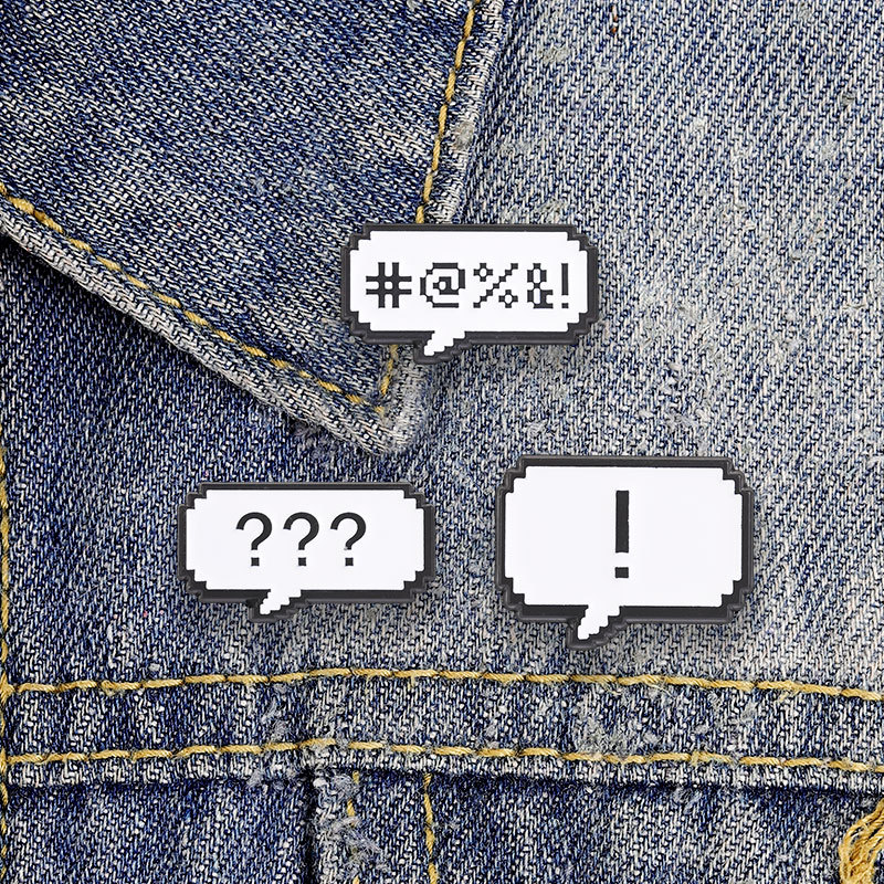 Pixel Dialog เข็มกลัดเคลือบเสื้อผ้าแฟชั่นอุปกรณ์เสริมกระเป๋าเป้สะพายหลังป้ายเครื่องประดับของขวัญ