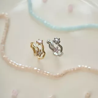 earika.earrings - Petal Wisp Ring แหวนดอกไม้เกลียว วัสดุสแตนเลส (stainless steel) ใส่อาบน้ำได้ เหมาะสำหรับคนแพ้ง่าย
