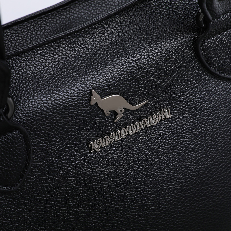 กระเป๋าคลัทช์หนังนุ่มสำหรับผู้หญิง อายุมากกว่าวัยกลางคน ดีไซน์เรียบหรูและเหมาะสำหรับเดินทาง ออกแบบมาเพื่อความสะดวกของผู้สูงอายุ - รูปที่ 7