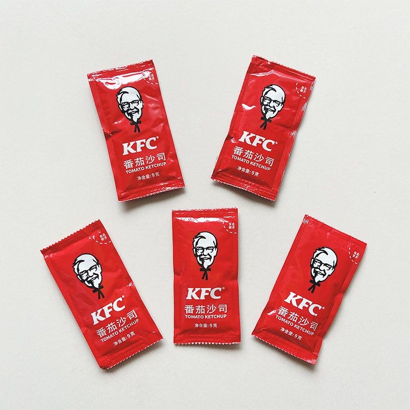 สินค้าใหม่พร้อมสต็อก KFC KFC ซอสมะเขือเทศ แพคเกจขนาดเล็ก KFC กระเป๋าพิเศษ ซอสมะเขือเทศ Hens ซอสมะเขื