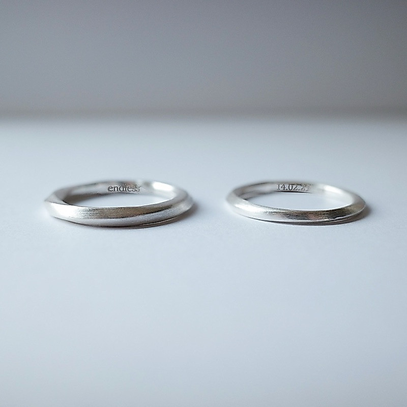Itti bitti แหวนเงินแท้รุ่น Endless Ring unisex สลักคำฟรี