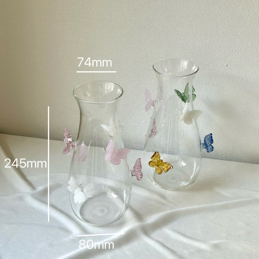 สร้อยคอสามมิติแบบผีเสื้อน่ารัก พร้อมแจกันแก้วใสสำหรับการจัดดอกไม้และตกแต่งบ้าน 9CST