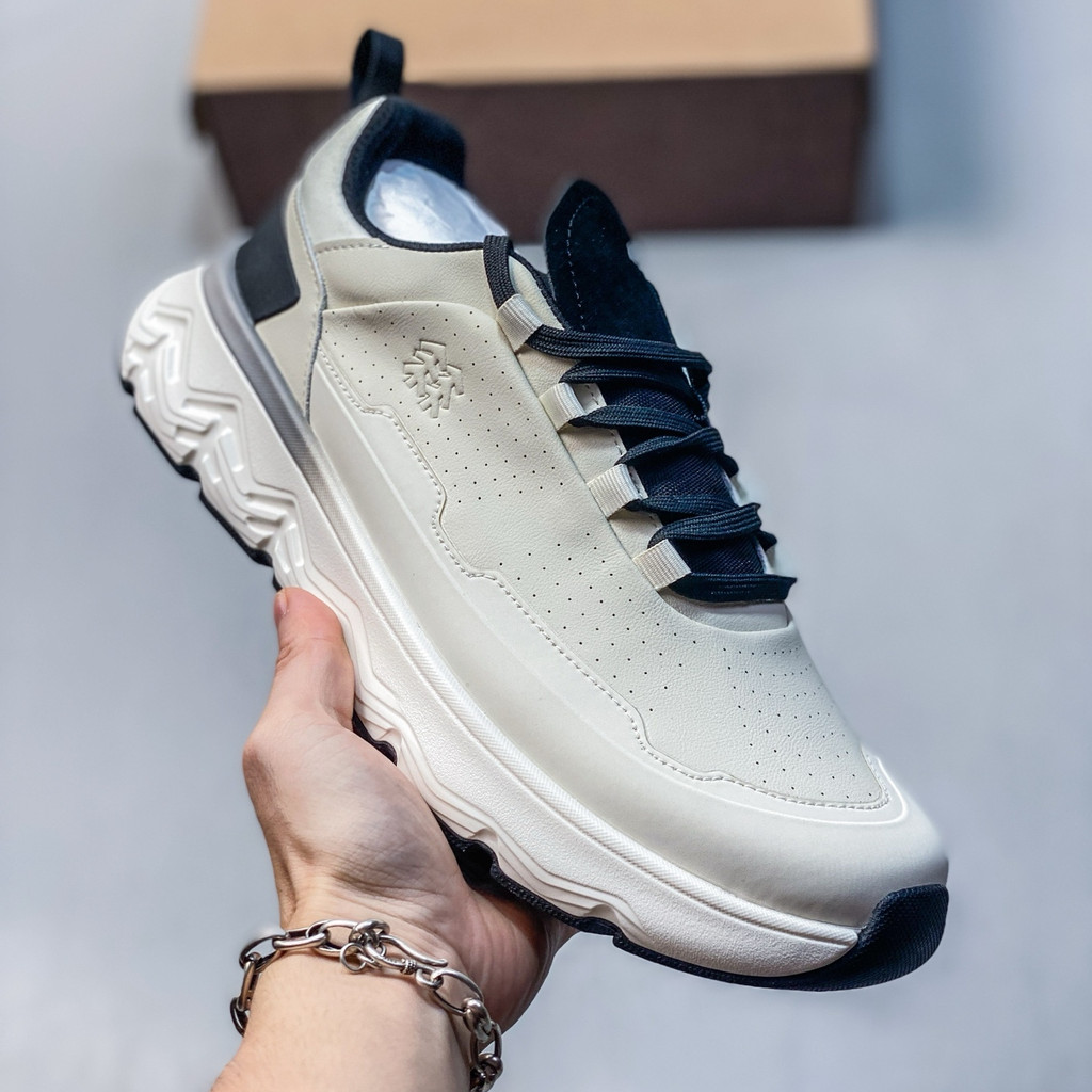 KOLON SPORT SWIFT LTR รองเท้าเดินป่าสำหรับผู้ชาย ออกแบบมาอย่างมั่นคงและน้ำหนักเบา เพียบพร้อมในการสวม