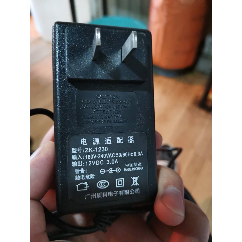 จอแสดงผล LCD Universal Power Supply ZK-1230 ZK-1226 ZK-1220 Universal Power Supply Charger