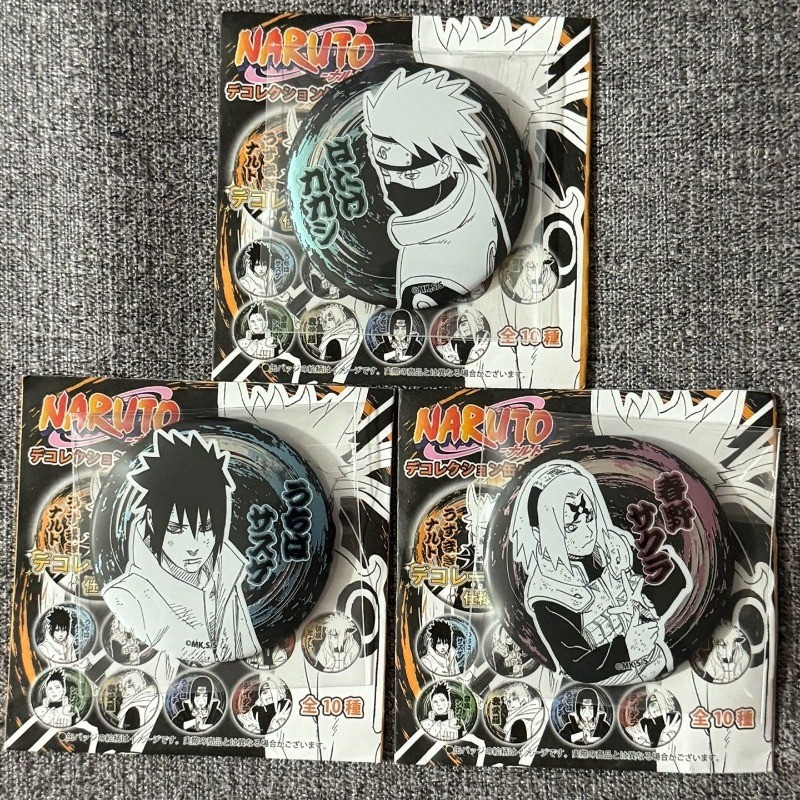 Naruto Shippuden Jump Shop Limited Pin Badge และ Charm Set – Kakashi/Sasuke/Sakura Original Artwork, Holographic Glitter, อะนิเมะพวงกุญแจกระเป๋าอุปกรณ์เสริม