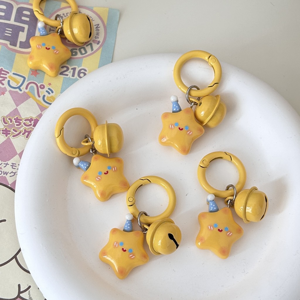 Spring Bell D69 รอบหัวเข็มขัดหมวกน่ารัก Star Bell พวงกุญแจ ins สาวหัวใจจี้คู่แฟนของขวัญ
