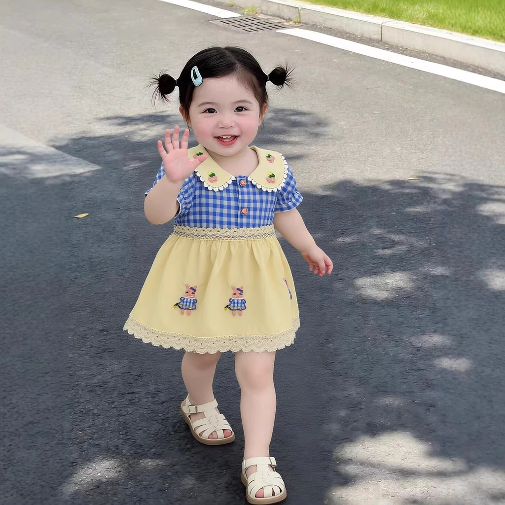 เด็กฤดูร้อนชุดลูกไม้ตุ๊กตาปกสีฟ้าสดลายสก๊อตแขนสั้นชุดเจ้าหญิงเด็กสาวชุด