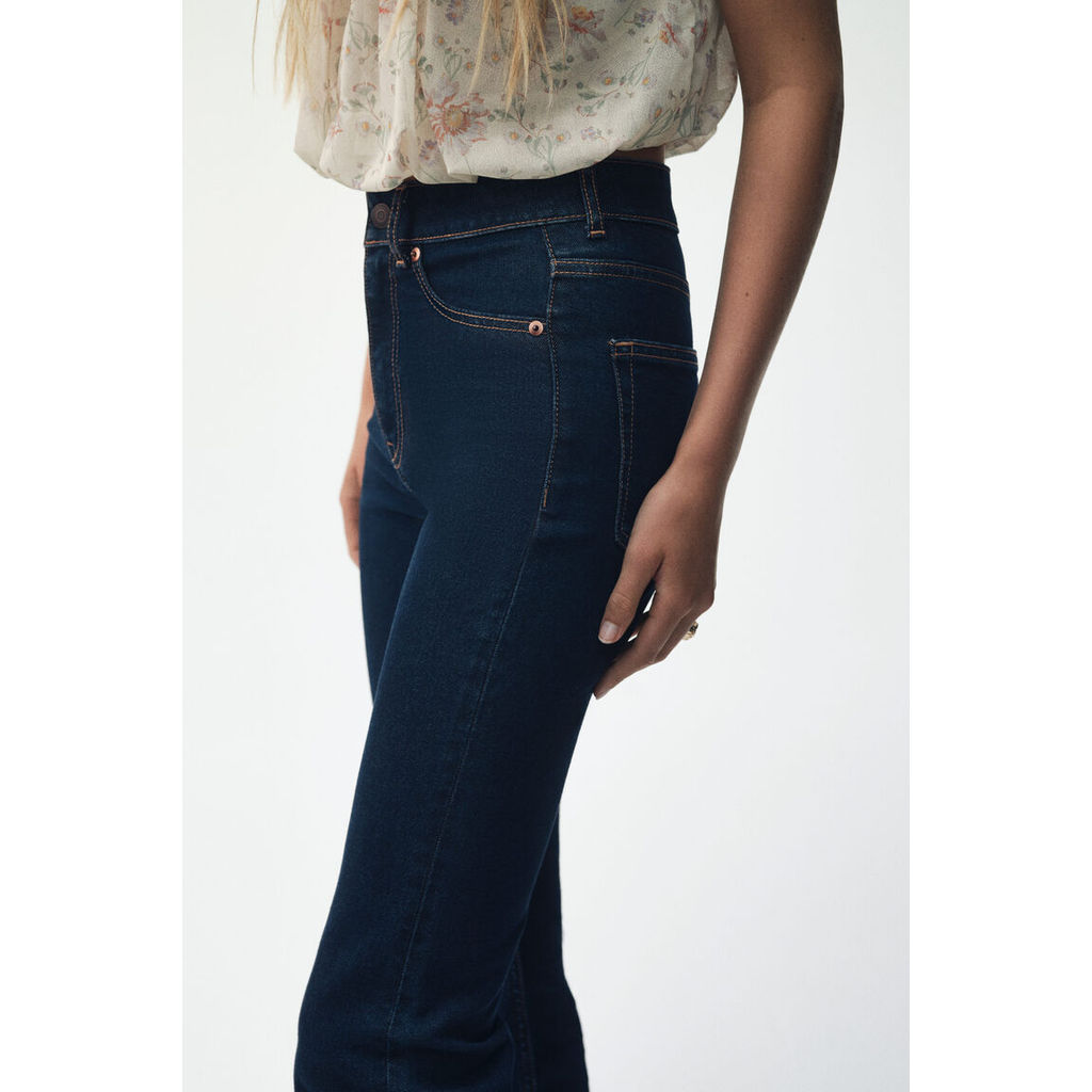H&M(เอชแอนด์เอ็ม) กางเกงยีนส์ขาบานเอวสูง Women Flared High Jeans 1109636_22