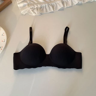 [พร้อมส่ง] บราไร้ขอบ ไร้โครง ดันทรงสวย อกชิดทันใจ ฟองน้ำนุ่ม ใส่สบาย สายปรับได้ เซต 4 สีคลาสสิก ไซส์ 32-38