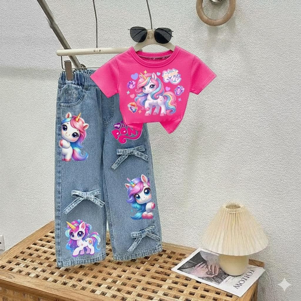 PINKชุดเซ็ทเด็ก เสื้อสกรีนลาย+กางเกงยีนส์แท้สกรีนลายแต่งโบว์