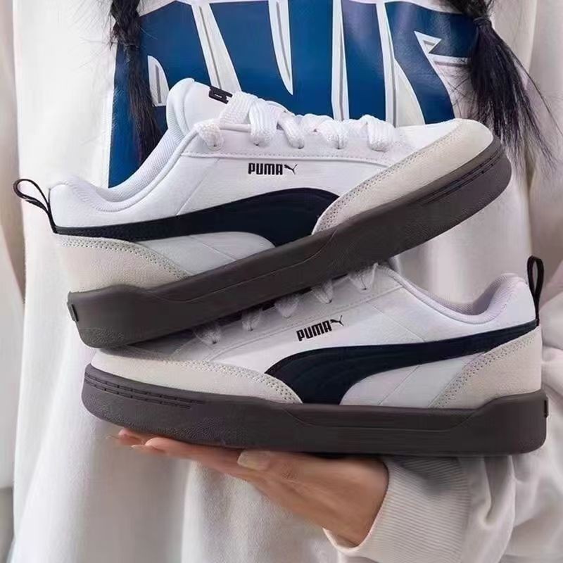 ผู้ชายผู้หญิง All-Match ผู้หญิงอินเทรนด์รุ่น Low-Top PM Hana ขนมปังรองเท้าแฟชั่นผู้ชายผู้หญิงคู่แฟชั