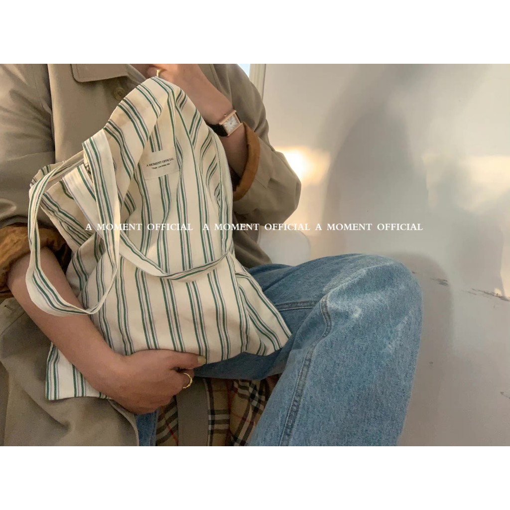 A moment official _ กระเป๋าผ้าโฮมเมด Retro Contrast Color Stripes Classy กระเป๋าสะพายไหล่กระเป๋าผ้าใ