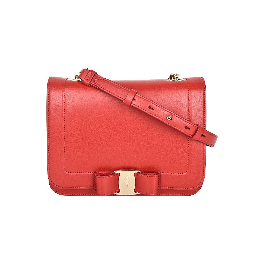 Ferragamo VARA Bow Flap Shoulderessenger Bag สำหรับสุภาพสตรี