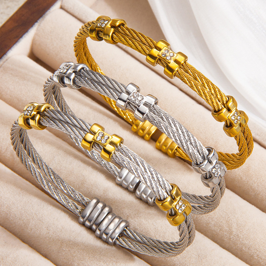 H Diamond-Studded Golden Twist สร้อยข้อมือยุโรปอเมริกันหรูหราสร้อยข้อมือเหล็กไทเทเนียม High-End ปรับสุภาพสตรีสร้อยข้อมือ