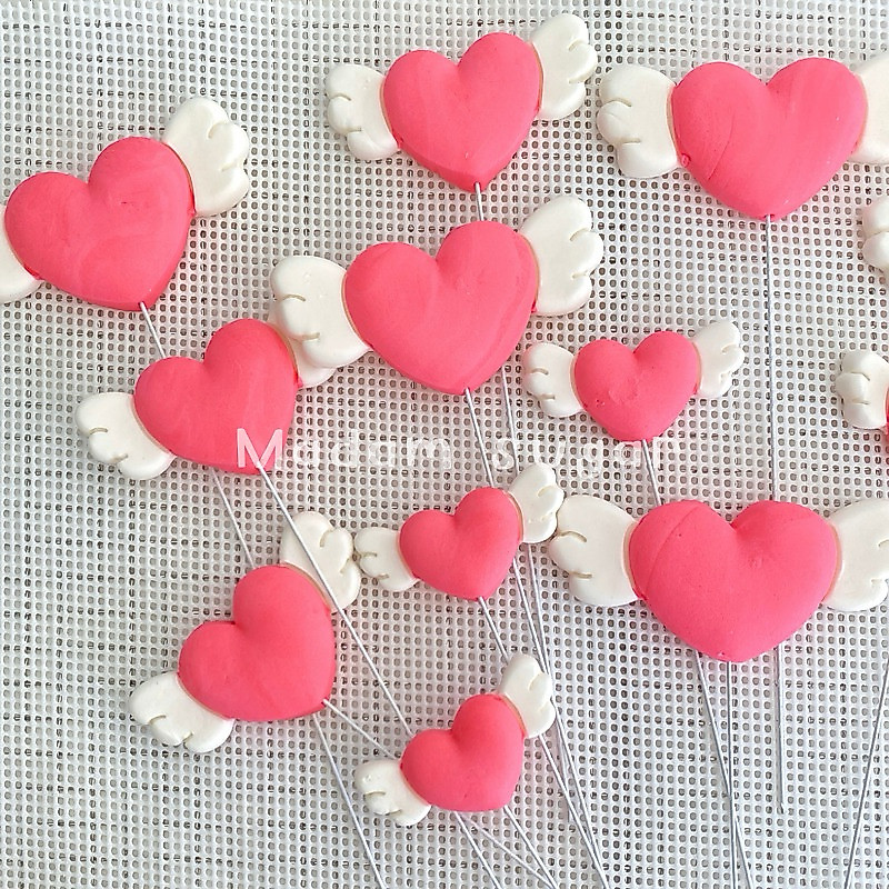 New!! Madame Sugar: น้ำตาลกัมเพสแต่งเค้ก “หัวใจติดปีก” พร้อมก้าน 💘 : มาดามซูการ์