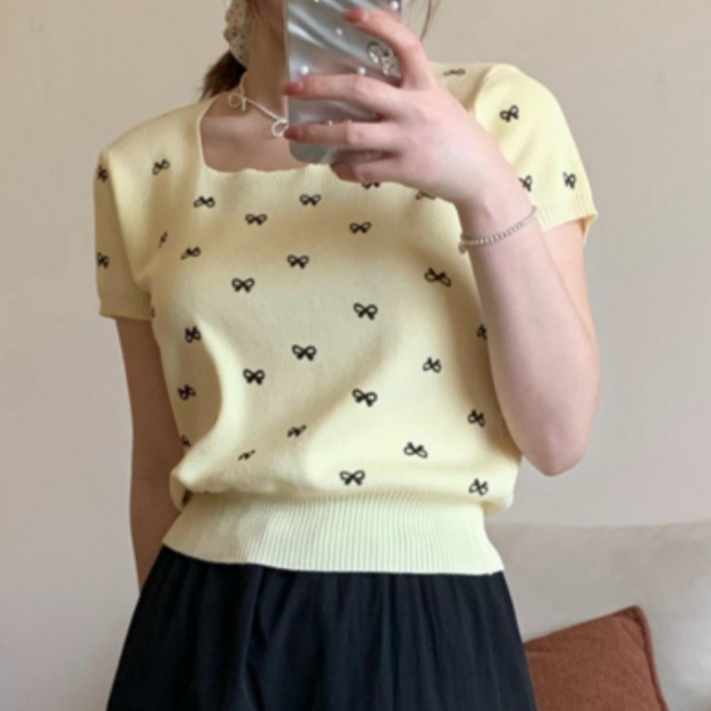เสื้อแขนสั้นสไตล์เกาหลี ลายJacquard คอเหลี่ยมเงา พิมพ์โบว์ สวมใส่ง่าย เหมาะสำหรับผู้หญิง CSP8