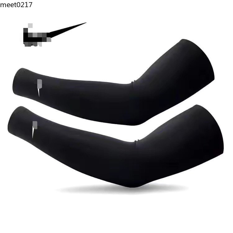 ชุดป้องกันแสงแดดและแขน 2 ชิ้น/เซ็ต กันแดด.Handsock ให้มั่นใจด้วยการปกป้อง UV 99% เหมาะสำหรับวอลเลย์บอลและบาสเกตบอลMuslimah