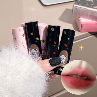 i happy-shop： ลิปสติก เนื้อแมตต์กํามะหยี่ เนื้อนุ่ม เกลี่ยง่าย สีสวย ให้ความชุ่มชื้น ติดทนนานCA66