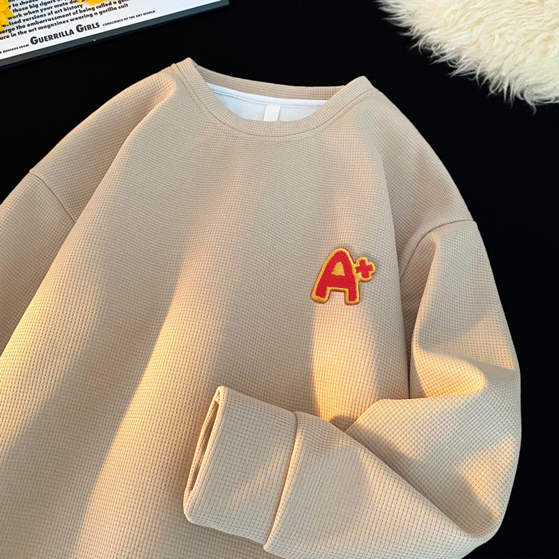 Waffle Street Wear เสื้อสเวตเตอร์ปักลายผู้ชายหลวมฤดูใบไม้ร่วง High Street Casual All-